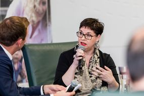 Podiumsdiskussion "Familie.Betreuung.Pflege."