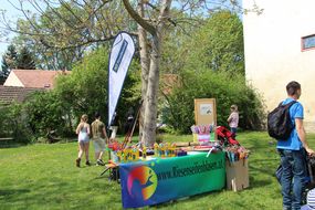 Stand mit Riesenseifenblasen beim Familienfest Donau-Auen