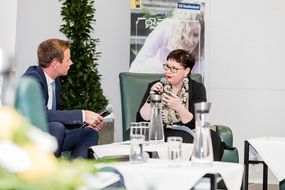 Podiumsdiskussion "Familie.Betreuung.Pflege."