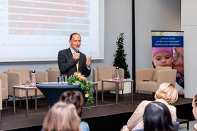 Podiumsdiskussion "Familie? - Ja, unbedingt!"