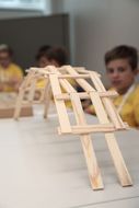 Gewölbe aus Holz-Stächen