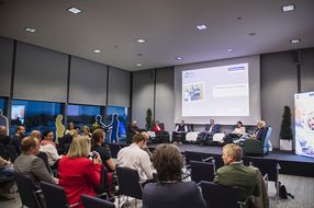 Podiumsdiskussion "So geht's Niederösterreichs Jugend!"