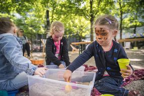 Straßenfest zum Weltspieltag in NÖ