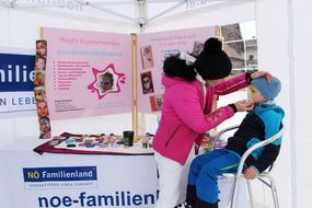 Kinderschminken bei den Familienskitagen 2017