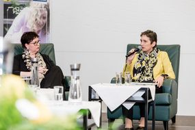 Podiumsdiskussion "Familie.Betreuung.Pflege."