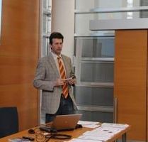 Vortragender bei der Hygiene-Schulung der NÖ Familienland GmbH, Herr Ingenieur Norbert Mayer