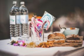 Snacks beim Sommerausklang an der Donau-Universität Krems
