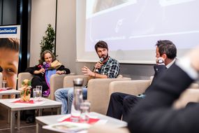 Podiumsdiskussion "Familie? - Ja, unbedingt!"