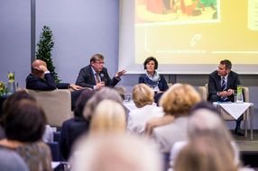 Podiumsdiskussion "Bildung & Erziehung"