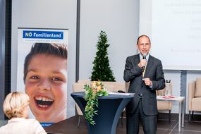 Podiumsdiskussion "Familie? - Ja, unbedingt!"