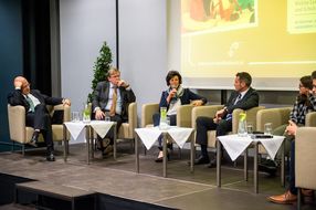 Podiumsdiskussion "Bildung & Erziehung"