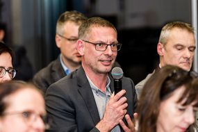 Podiumsdiskussion "Familie.Betreuung.Pflege."